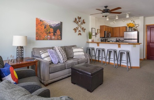 Winter Park Condo | Perfect One Bedroom at Zephyr 2410 | Hot Tubs, Ski In Ski Out, Ski Locker and More! | Steps to Snow