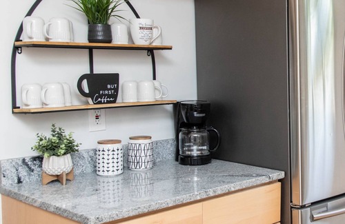 Bristol Apartment | Perfect place for longer stays! New construction!