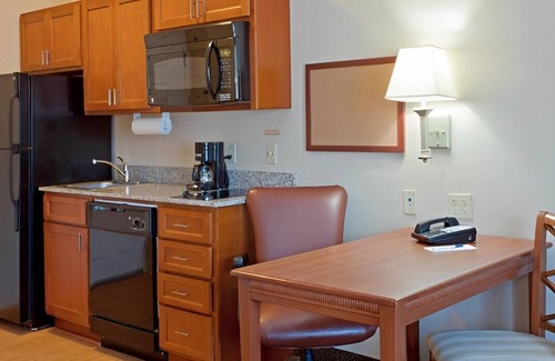 Deer Park House | Perfect Place to Spend Time w/ Family Free Wi-Fi