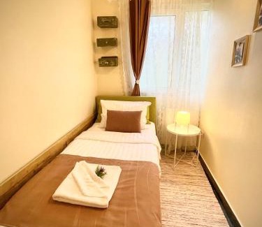 Resita Apartment | Perfect Place to Stay self check in-24h-NETFLIX-WIFI