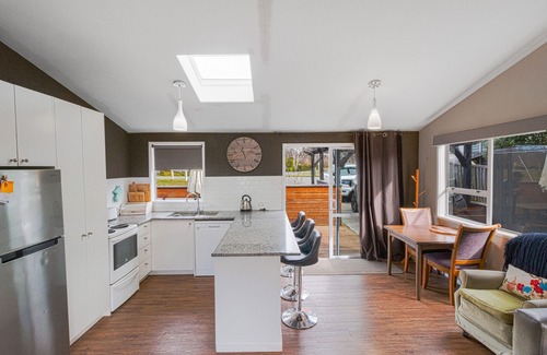Hanmer Springs House | Perfect Position - Bush Views minutes from pools
