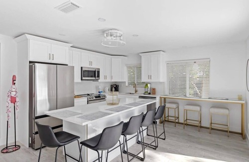 Fort Myers Beach House | Perfect Private Pool Home 1 Block to Beach