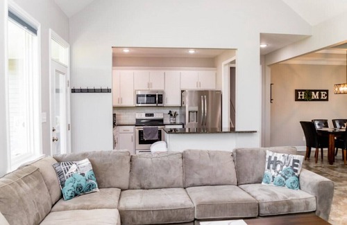 Greenville House | Perfect Private Getaway by ECU
