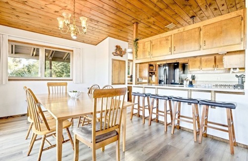 Atascadero House | Perfect Private Lakeside Getaway in Atascadero!