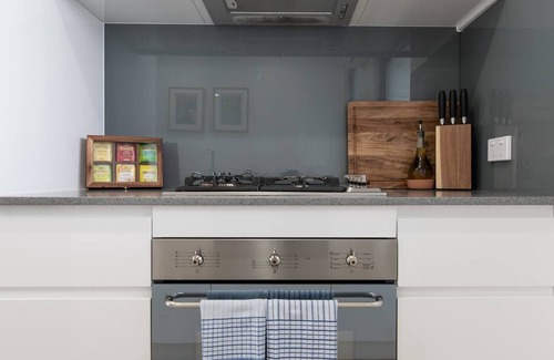 Prospect Apartment | Perfect Prospect Among Citys Dining Hotspots