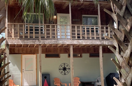 Dunnellon House | Perfect River Retreat-located directly on the Withlacoochee River