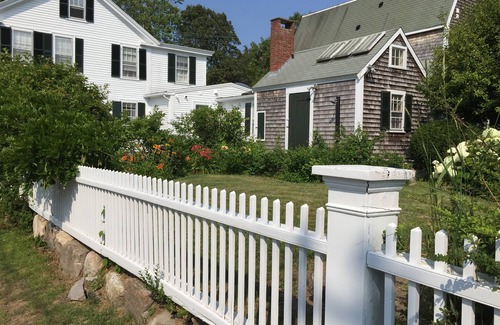Rockport Cottage | Perfect Rockport Downtown Vacation Destination