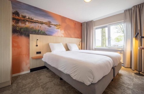 Dwingeloo Hotel | Perfect Room for Nature Walks and Green Getaways!