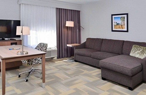 Altoona House | Perfect Room for Your Next Vacation! Free WiFi