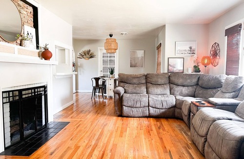 Yuba City Apartment | Perfect room with private porch and excellent location