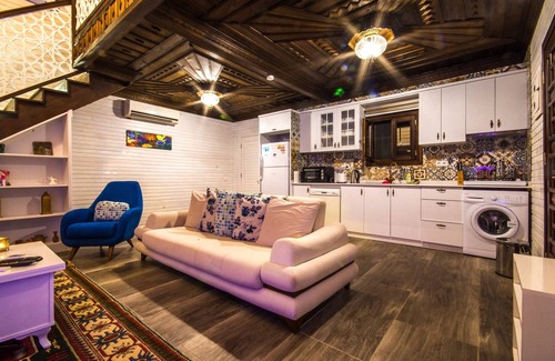 Islamlar Villa | Perfect Secluded Honeymoon Villa for Two, with Heated Outdoor and Indoor Pool
