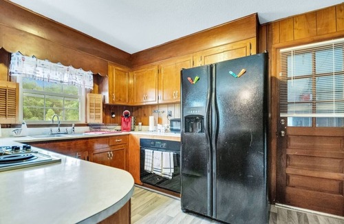 Aberdeen House | Perfect Southern Pines Getaway Near Pinehurst!