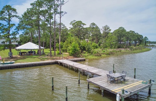 Gulf Shores House | Perfect spot for fishing and relaxing! 380' of waterfront property! Free Wifi