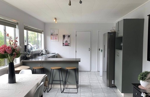 Paraparaumu Beach House | Perfect summer holiday home