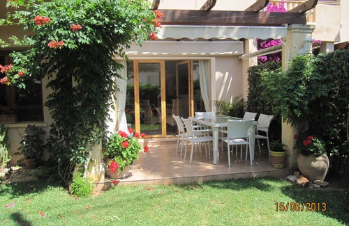 Javea House | Perfect Summer/Winter let.Ideally Located for Beach/Rests/Shops. Air Con/Wi-f