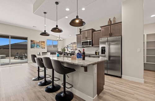 Mesquite House | Perfect Swing BL 991953 by J and Amy