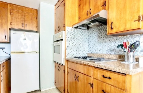 Lakewood Apartment | Perfect Tacoma Getaway Near Beaches & Downtown!