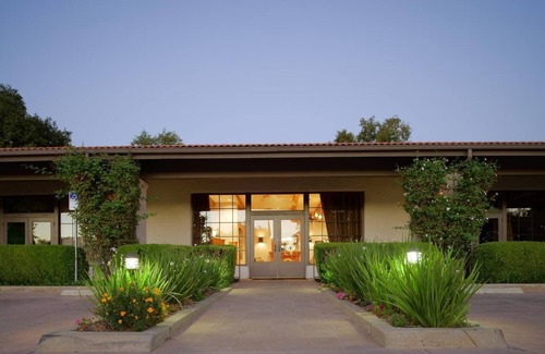 San Diego Country Estates Apartment | Perfect Vacation Destination! Tennis Court, Pool, Cycling, Near Barona Speedway
