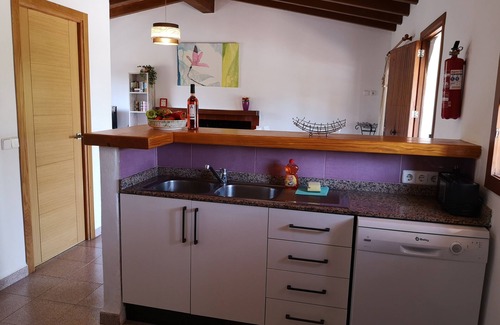 S Horta House | Perfect villa with pool and garden near the beach