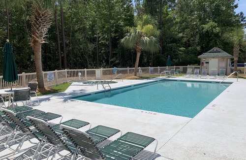 Pawleys Island Condo | Perfect Year-Round! 1st floor golf course condo, pool & hot tub, close to beach