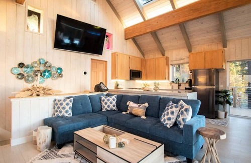 Springville House | Perfection: Private Giant Sequoias, 100 Mile Views