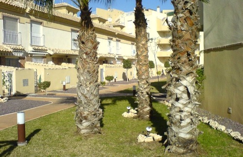 Los Alcazares House | Perfectly Located 3 Bedroom House Just Yards From The Pool