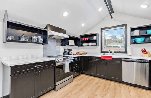 Rapid City Apartment | Perfectly located 3 bedroom - 2 bath apartment