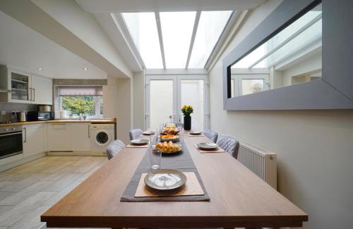 Wetherby House | Perfectly located 4 bed town house in central Wetherby sleeps 8