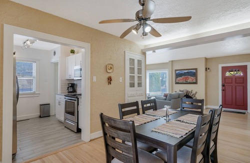 Nob Hill House | Perfectly located in the Albuquerque area of Nob Hill
