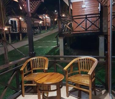 Pulau Perhentian Kecil Ski Chalet | Perhentian Island Cocohut Long Beach Resort
