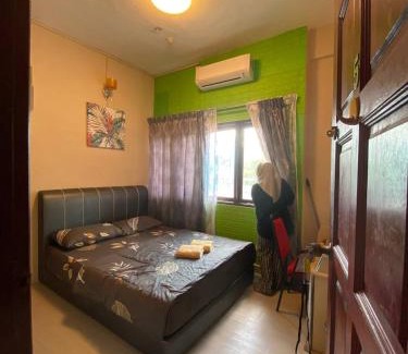 Kampung Pasir Hantu Hotel | Perhentian Village Inn