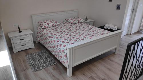 Zminj Apartment | Perina hiža
