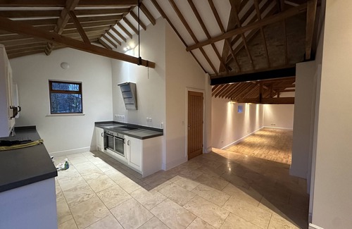 Huntingdon House | Period renovated character barn located within oldhurst village.