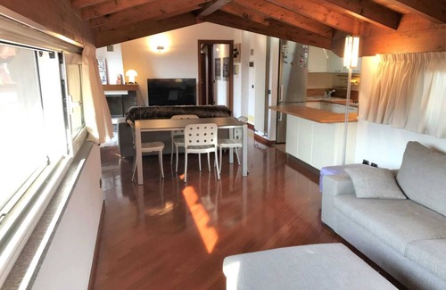 Reno Villa | PERIOD VILLA ATTIC LAKE AND HILLS. GREAT PLACE FOR RELAX AND PEACE
