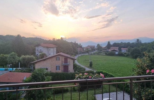 Reno Villa | PERIOD VILLA ATTIC LAKE AND HILLS. GREAT PLACE FOR RELAX AND PEACE