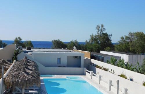 Perissa Bed & Breakfast | Perissa South Beach Rooms