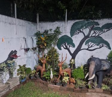 Moratuwa House | Perivale Budget Stay