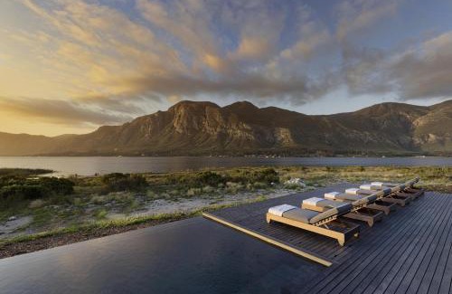 Stanford Villa | Perivoli Lagoon House