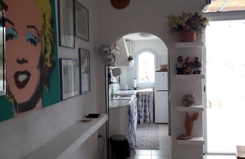 Ponza House | periwinkle panoramic house center- 5 beds included in the weekly rate