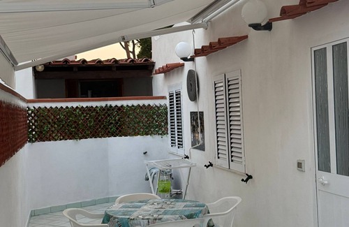 Succhivo House | Perla Bianca Holiday Home Ischia, Forio, nei pressi dei giardini Poseidon