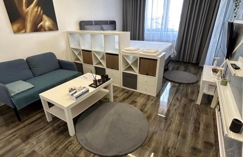 Popesti-Leordeni Apartment | Perla Home