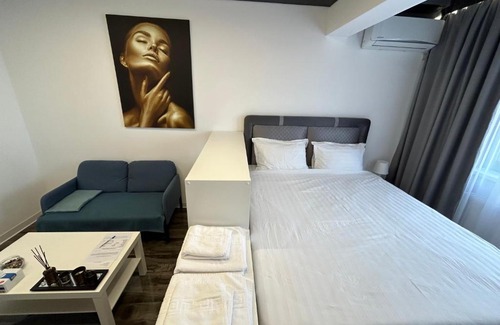 Popesti-Leordeni Apartment | Perla Home