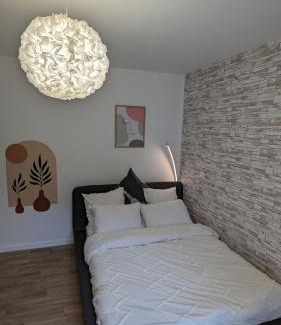Saint-Gratien Apartment | Perle Urbaine : Jardin Spacieux!