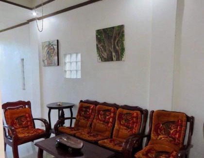 Rizal Province House | Perlies Inn Balcony House