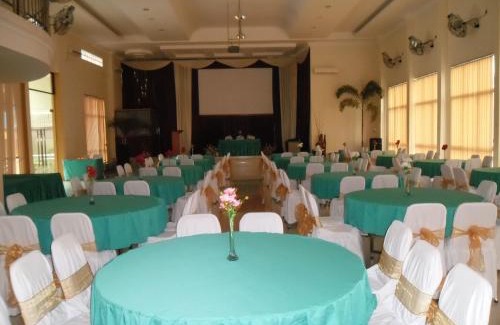 Rantauprapat Hotel | Permata Land Hotel & Resort