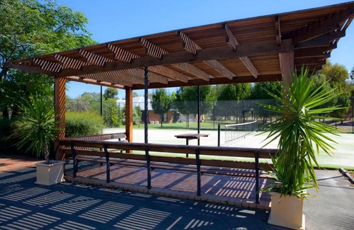 Moama Resort | Perricoota Vines Retreat