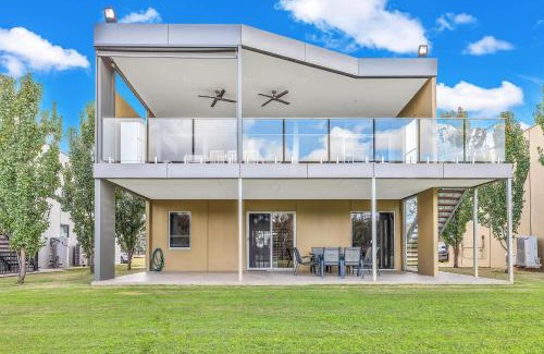 Moama House | Perricoota Waters - Echuca Holiday Homes