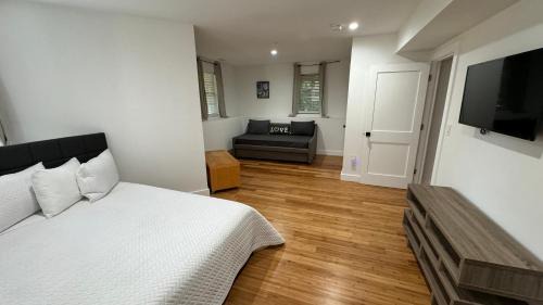 Dudley Square Apartment | Perrin Place Unit 1