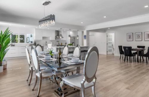 Palm Springs Villa | Perrys Paradise by ACME House Company