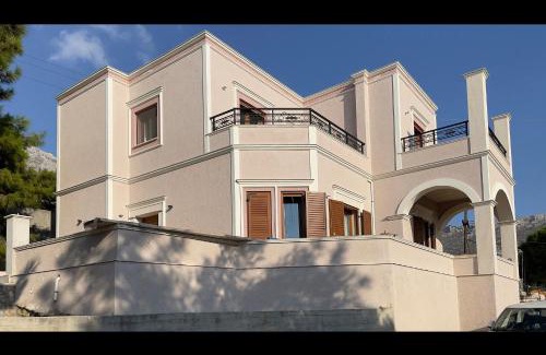 Panormos Villa | Persephone's Villa